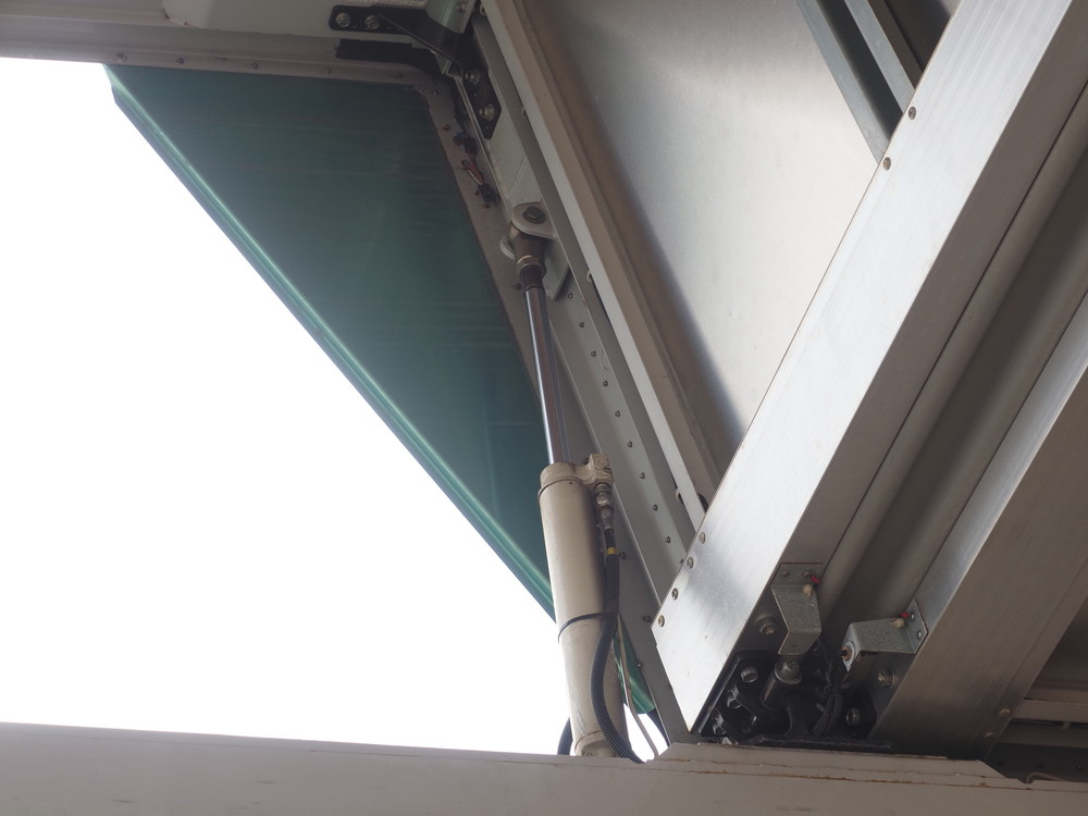 日野 プロフィア ウイング車 大型 QPG-FW1EXEG 年式 H27[写真19]