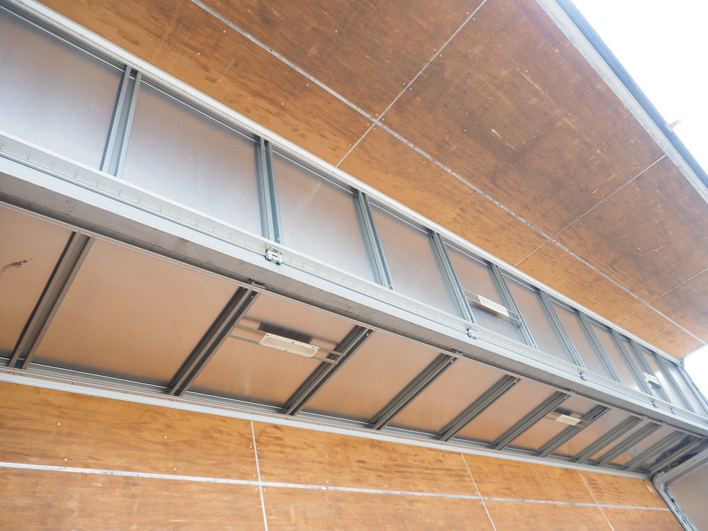 日野 プロフィア ウイング車 大型 QKG-FW1EXBG 年式 H25[写真22]