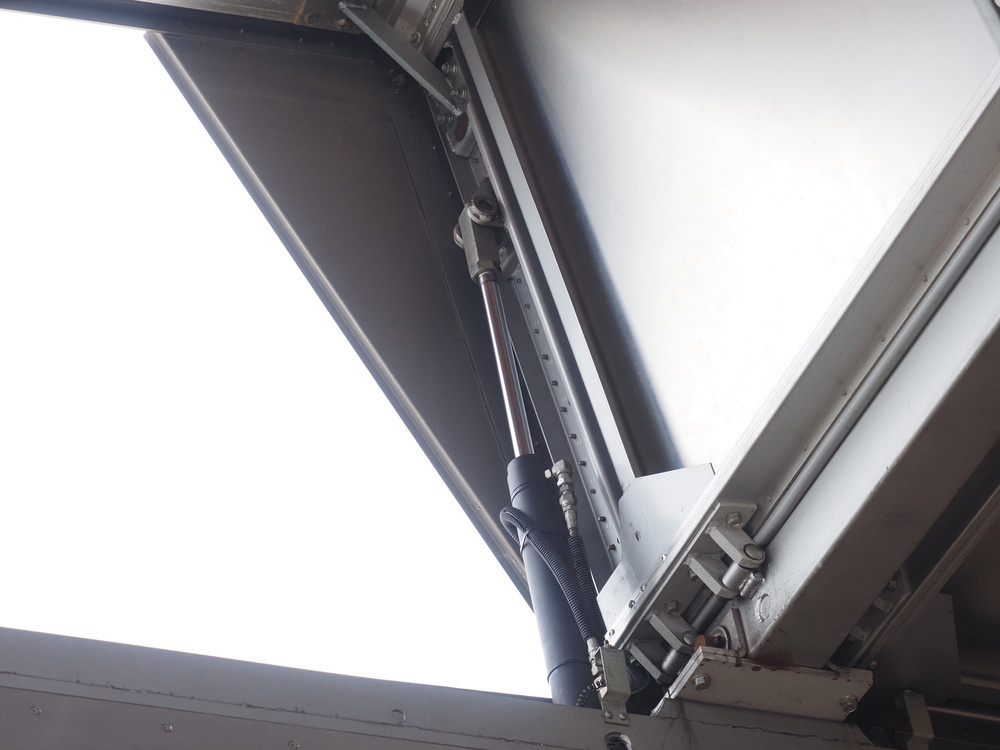 日野 プロフィア ウイング車 大型 QKG-FW1EXBG 年式 H25[写真18]