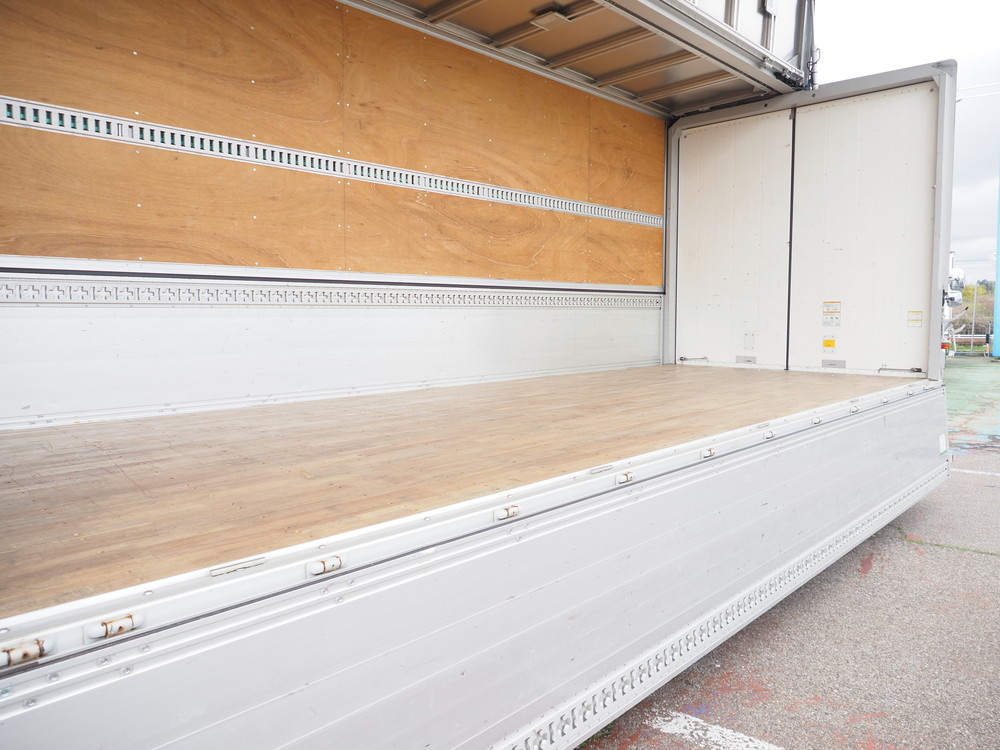 いすゞ フォワード ウイング車 中型 2RG-FRR90T2 年式 H30[写真20]