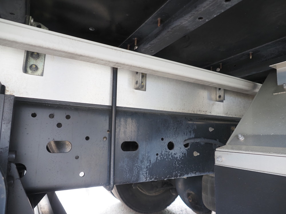 いすゞ フォワード ウイング車 中型 2RG-FRR90T2 年式 H30[写真49]