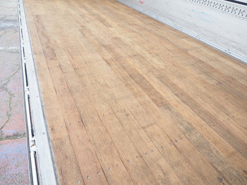 いすゞ フォワード ウイング車 中型 SKG-FRR90T2 年式 H24[写真22]