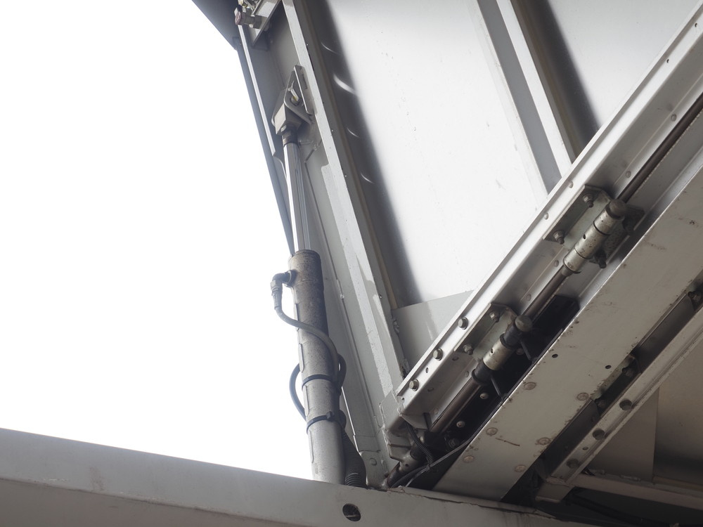 いすゞ フォワード ウイング車 中型 SKG-FRR90T2 年式 H24[写真12]