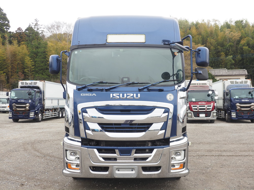 いすゞ ギガ ウイング車 大型 2PG-CYJ77C 年式 R2[写真03]