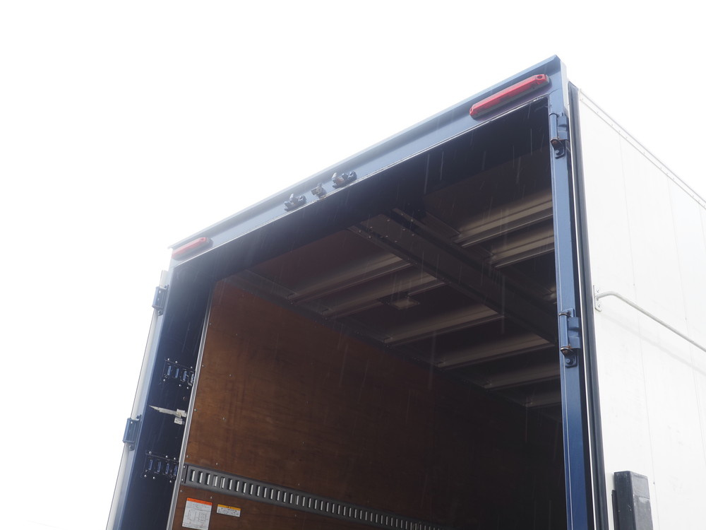 いすゞ ギガ ウイング車 大型 2PG-CYJ77C 年式 R2[写真26]