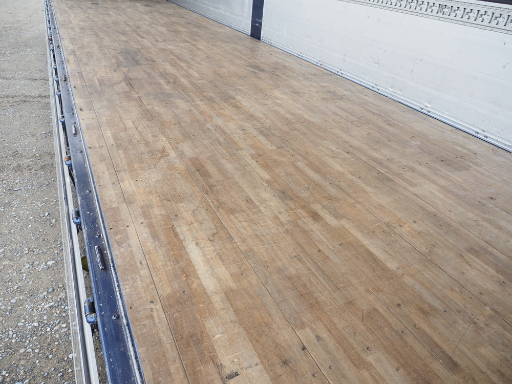 いすゞ ギガ ウイング車 大型 2PG-CYJ77C 年式 R2[写真23]