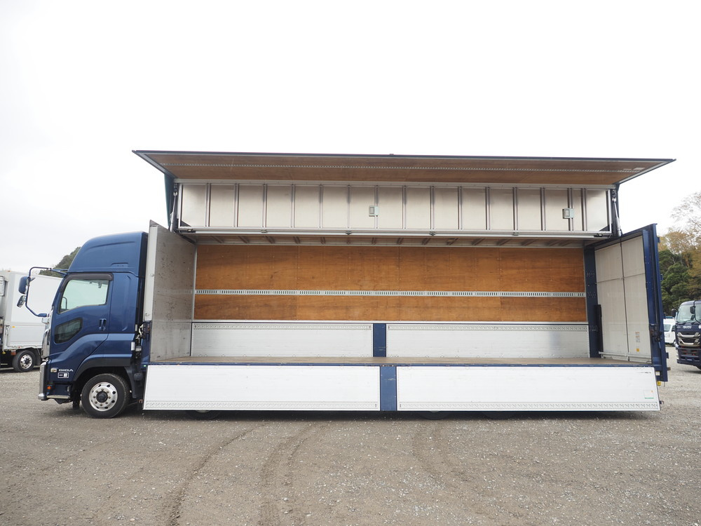 いすゞ ギガ ウイング車 大型 2PG-CYJ77C 年式 R2[写真17]