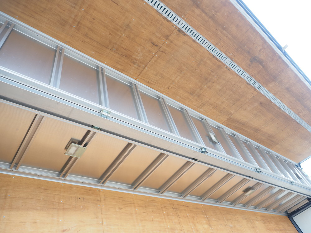 いすゞ ギガ ウイング車 大型 2PG-CYJ77C 年式 R2[写真22]