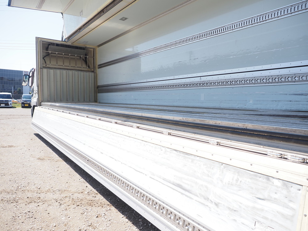 三菱ふそう スーパーグレート 冷凍ウイング 大型 QPG-FS64VZ 年式 H29[写真26]