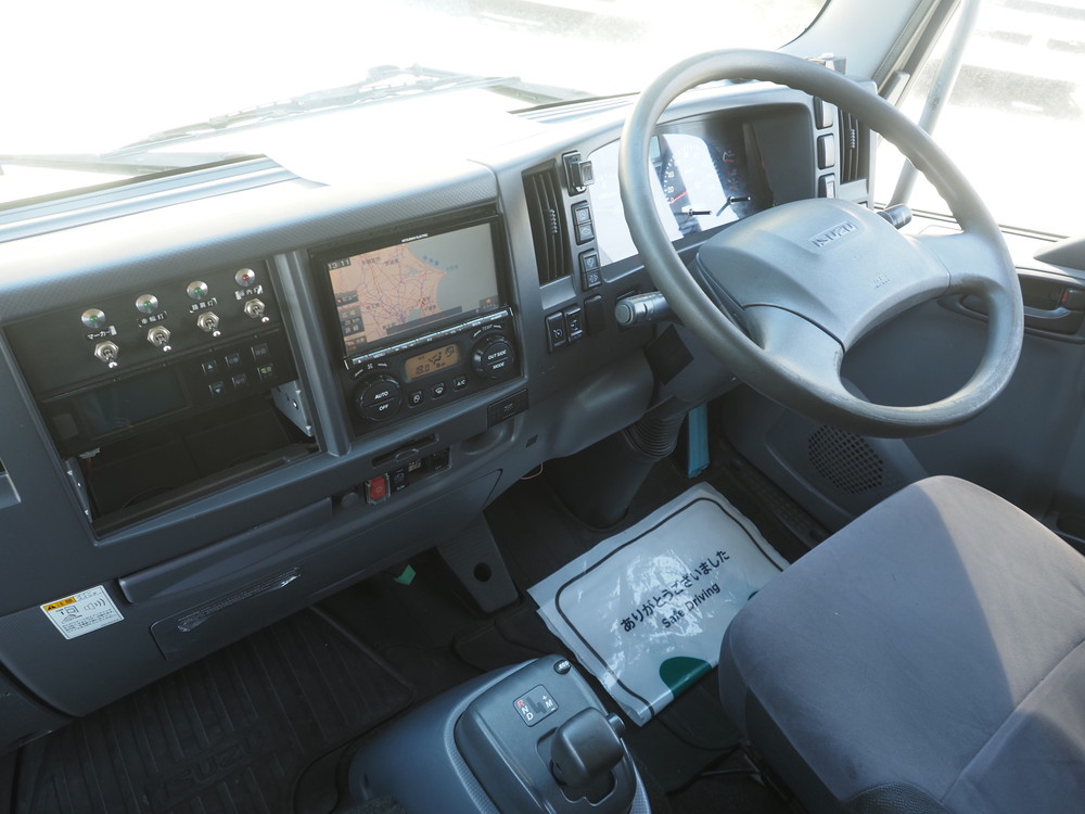 いすゞ フォワード 冷凍バン 中増t LPG-FTR90T2 年式 H28[写真31]