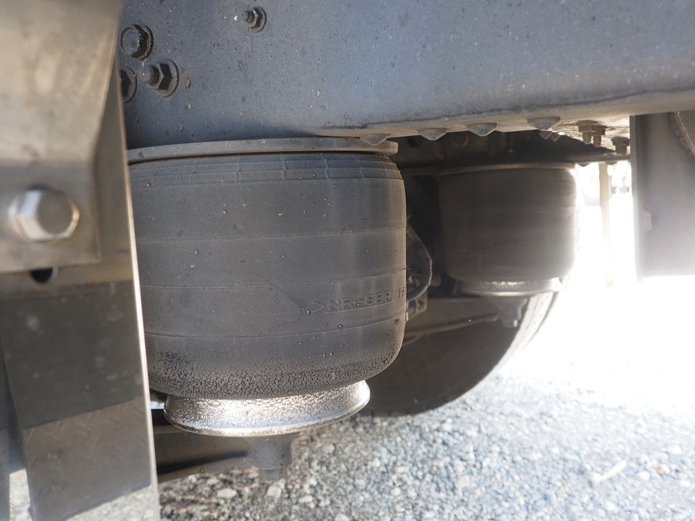 いすゞ フォワード 冷凍バン 中増t LPG-FTR90T2 年式 H28[写真42]