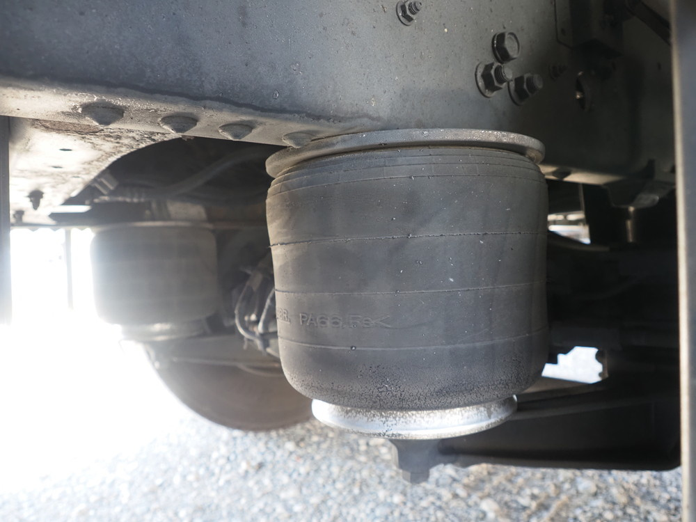 いすゞ フォワード 冷凍バン 中増t LPG-FTR90T2 年式 H28[写真43]