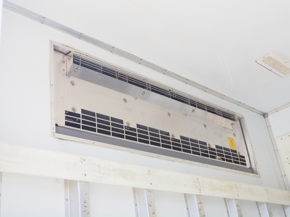 いすゞ フォワード 冷凍バン 中増t LPG-FTR90T2 年式 H28[写真21]