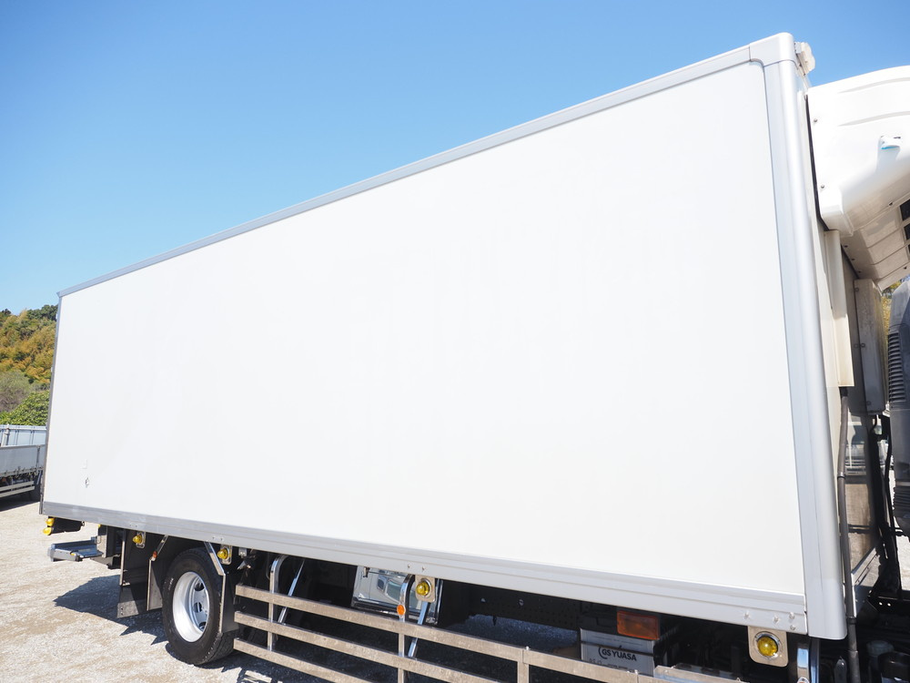いすゞ フォワード 冷凍バン 中増t LPG-FTR90T2 年式 H28[写真09]