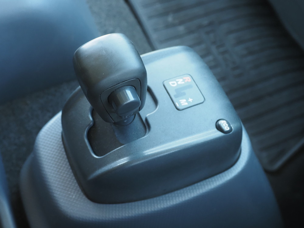 いすゞ フォワード 冷凍バン 中増t LPG-FTR90T2 年式 H28[写真32]