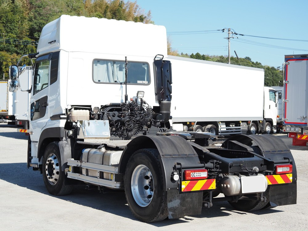 UDトラックス クオン トラクタ 大型 2PG-GK5AAB 年式 R4[写真06]