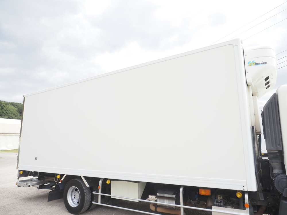 日野 レンジャープロ 冷凍バン 中型 TKG-FC7JKAG 年式 H27[写真09]