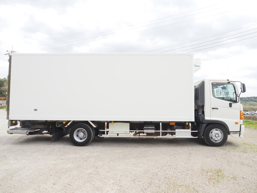 日野 レンジャープロ 冷凍バン 中型 TKG-FC7JKAG 年式 H27[写真08]