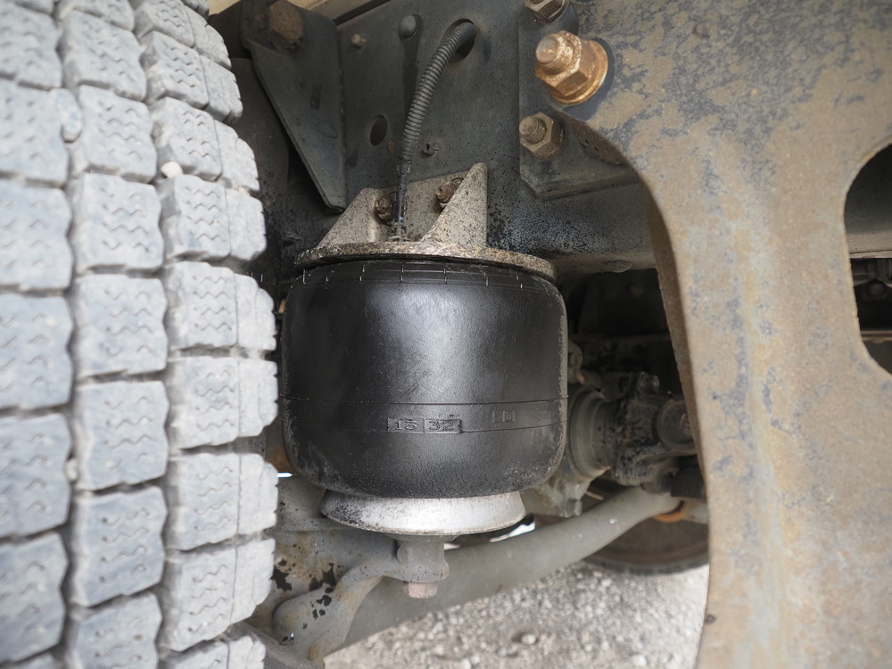 日野 レンジャープロ 冷凍バン 中型 TKG-FC7JKAG 年式 H27[写真35]