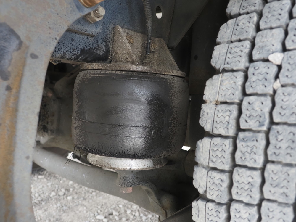 日野 レンジャープロ 冷凍バン 中型 TKG-FC7JKAG 年式 H27[写真34]