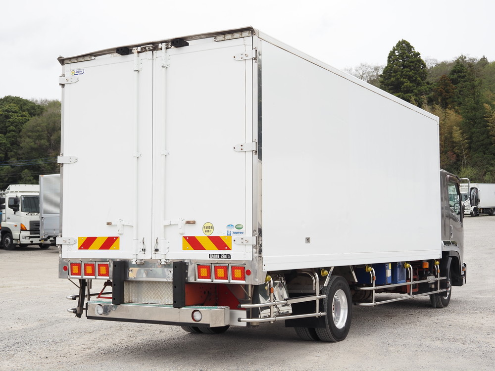 いすゞ フォワード 冷凍バン 中型 TKG-FRR90S2 年式 H28[写真04]