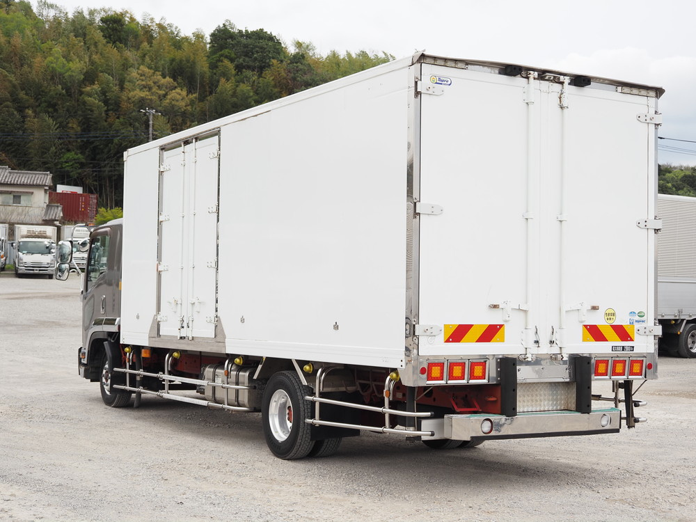 いすゞ フォワード 冷凍バン 中型 TKG-FRR90S2 年式 H28[写真06]