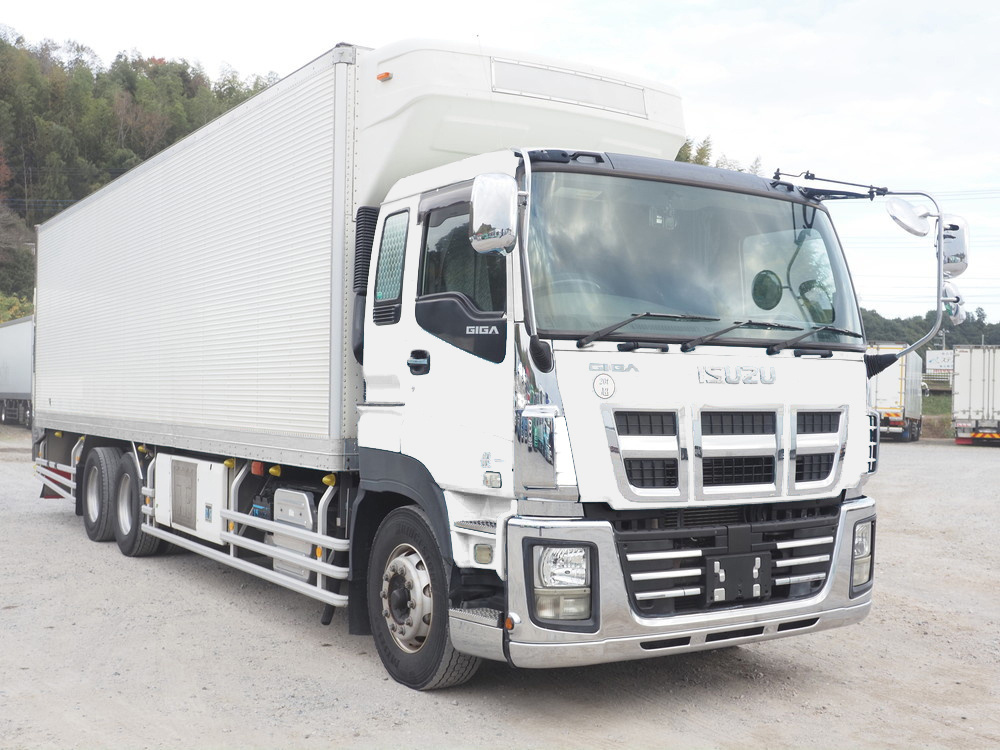 いすゞ ギガ 冷凍バン 大型 QKG-CYL77A 年式 H24[写真03]