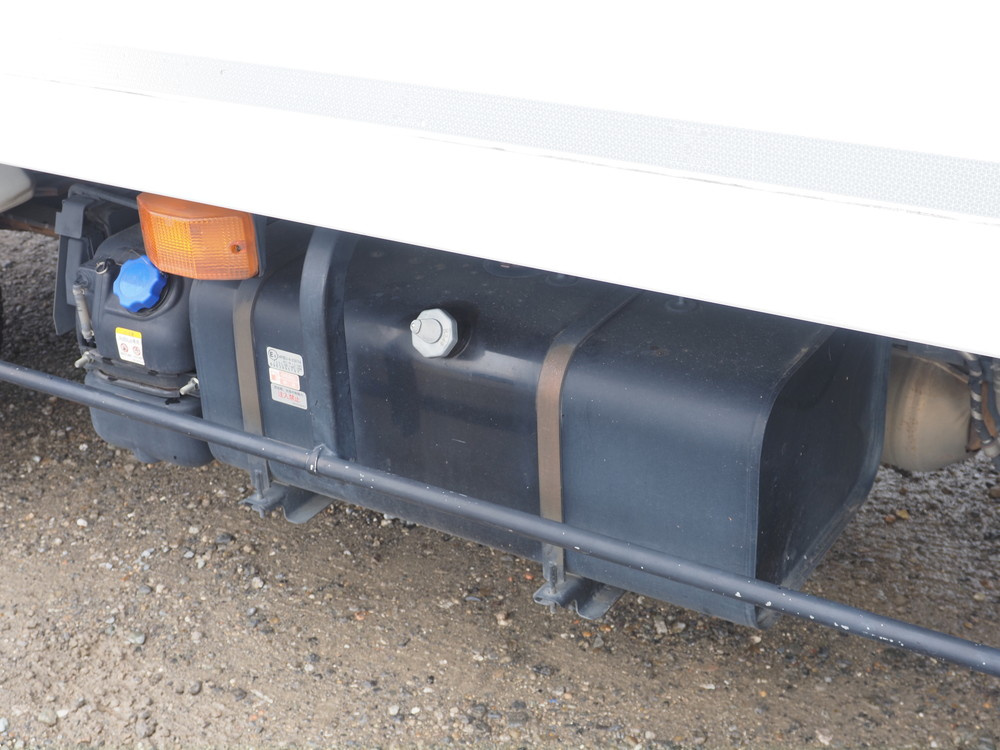 いすゞ エルフ 冷凍バン 小型 2RG-NPR88AN 年式 R3[写真10]