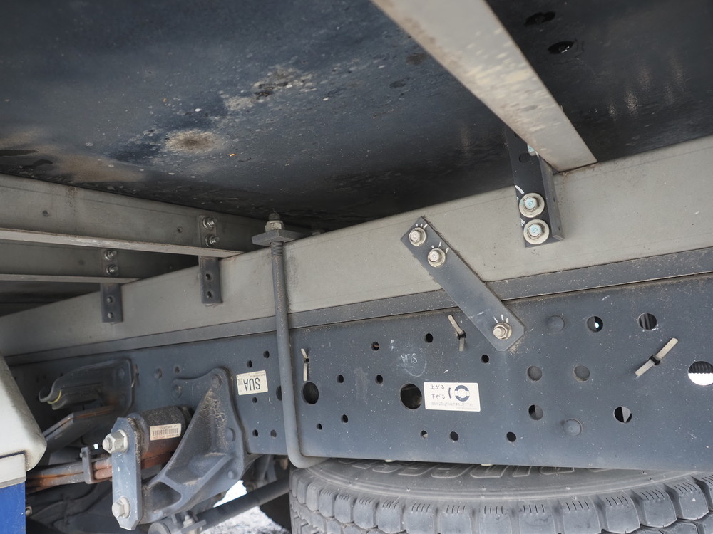 いすゞ エルフ 冷凍バン 小型 2RG-NPR88AN 年式 R3[写真26]