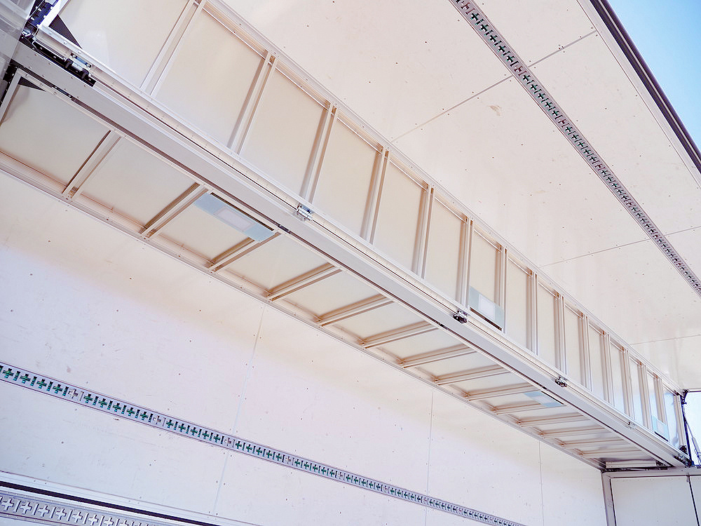 三菱ふそう スーパーグレート ウイング車 大型 2PG-FS84VZ 年式 R7[写真23]