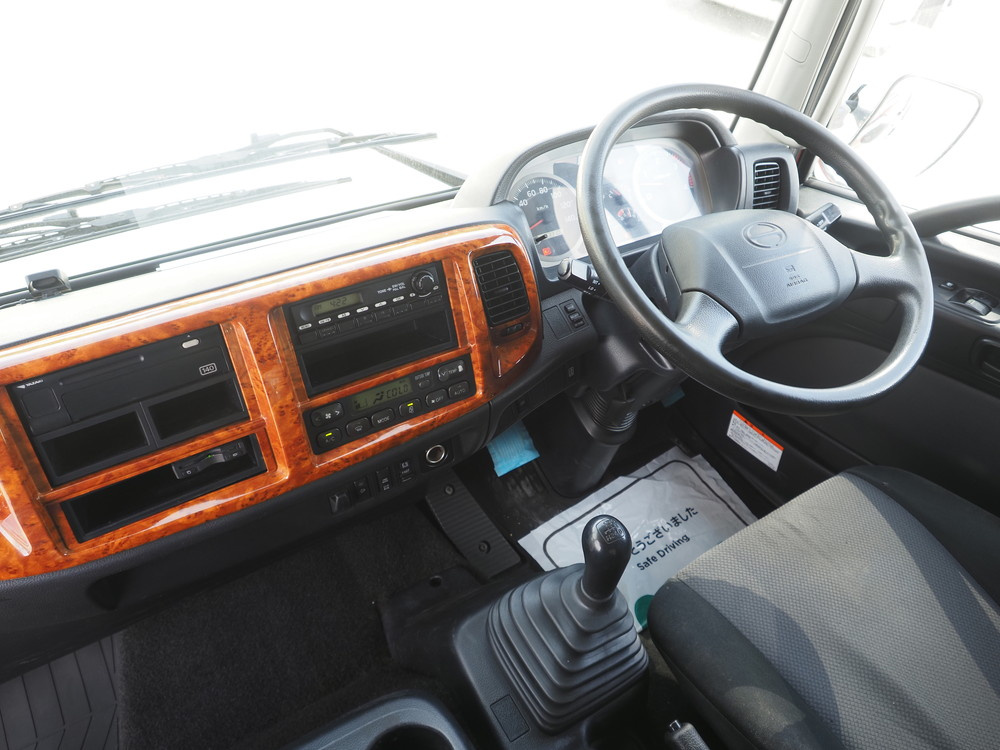 日野 レンジャープロ 平ボディ 中増t TKG-GD7JLAA 年式 H28[写真27]