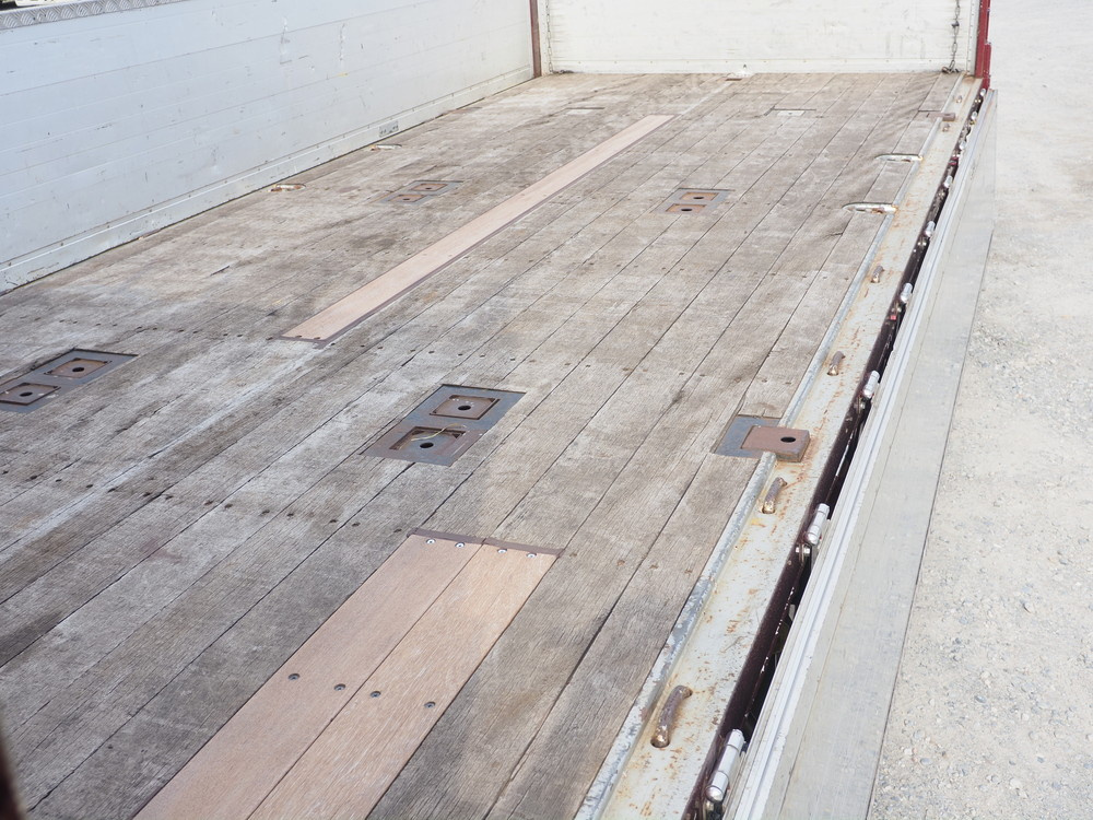 日野 レンジャープロ 平ボディ 中増t TKG-GD7JLAA 年式 H28[写真19]