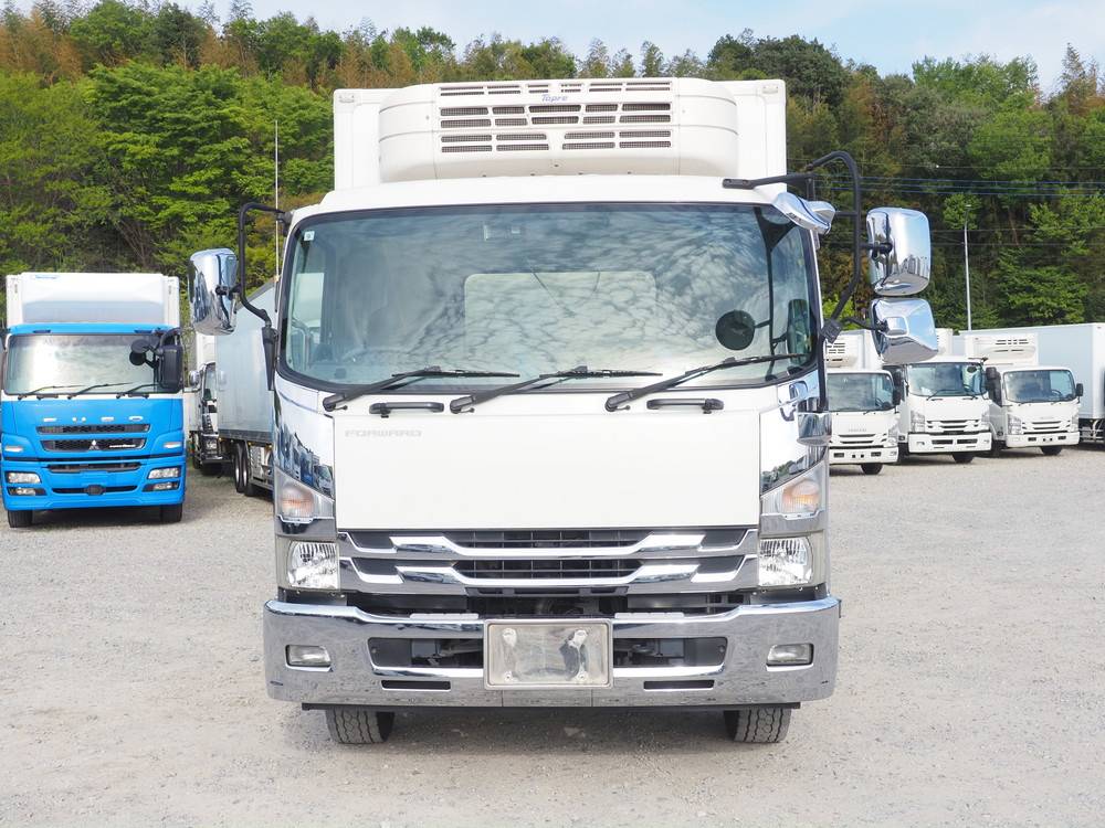 いすゞ フォワード 冷凍バン 中増t LKG-FTR90T2 年式 H28[写真02]