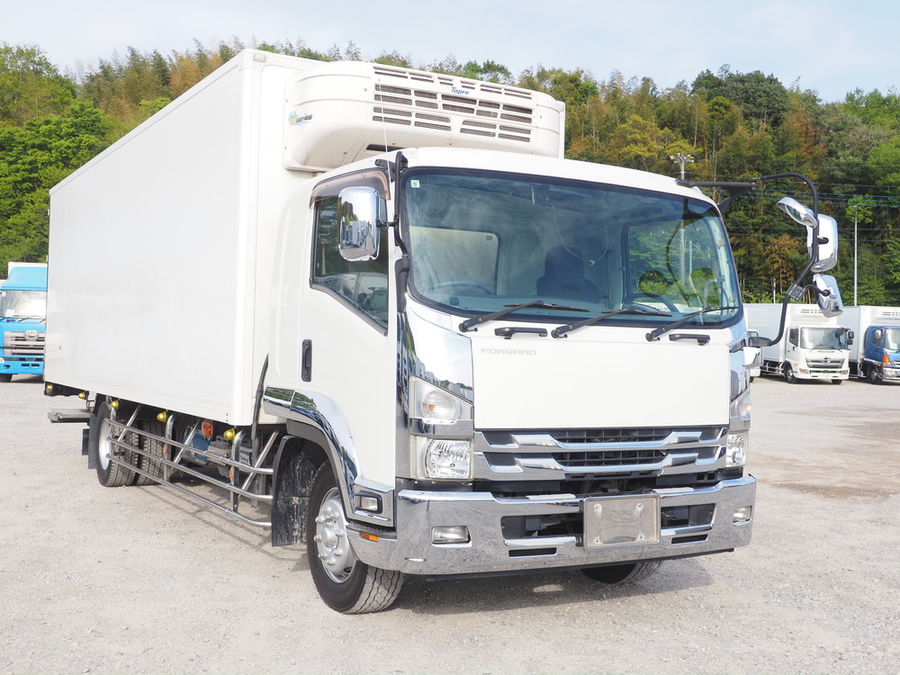 いすゞ フォワード 冷凍バン 中増t LKG-FTR90T2 年式 H28[写真03]