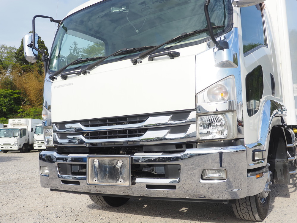 いすゞ フォワード 冷凍バン 中増t LKG-FTR90T2 年式 H28[写真08]