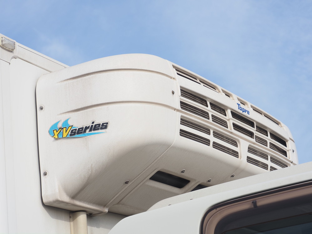 いすゞ フォワード 冷凍バン 中増t LKG-FTR90T2 年式 H28[写真07]