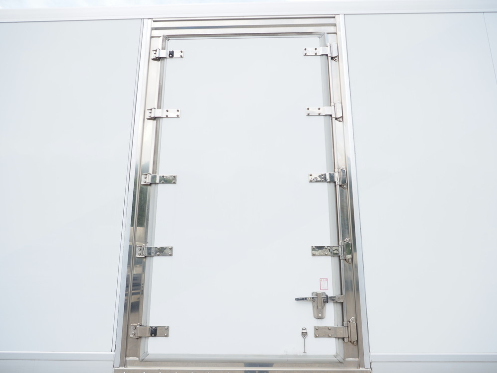 日野 プロフィア 冷凍バン 大型 2DG-FW1AHG 年式 R3[写真16]