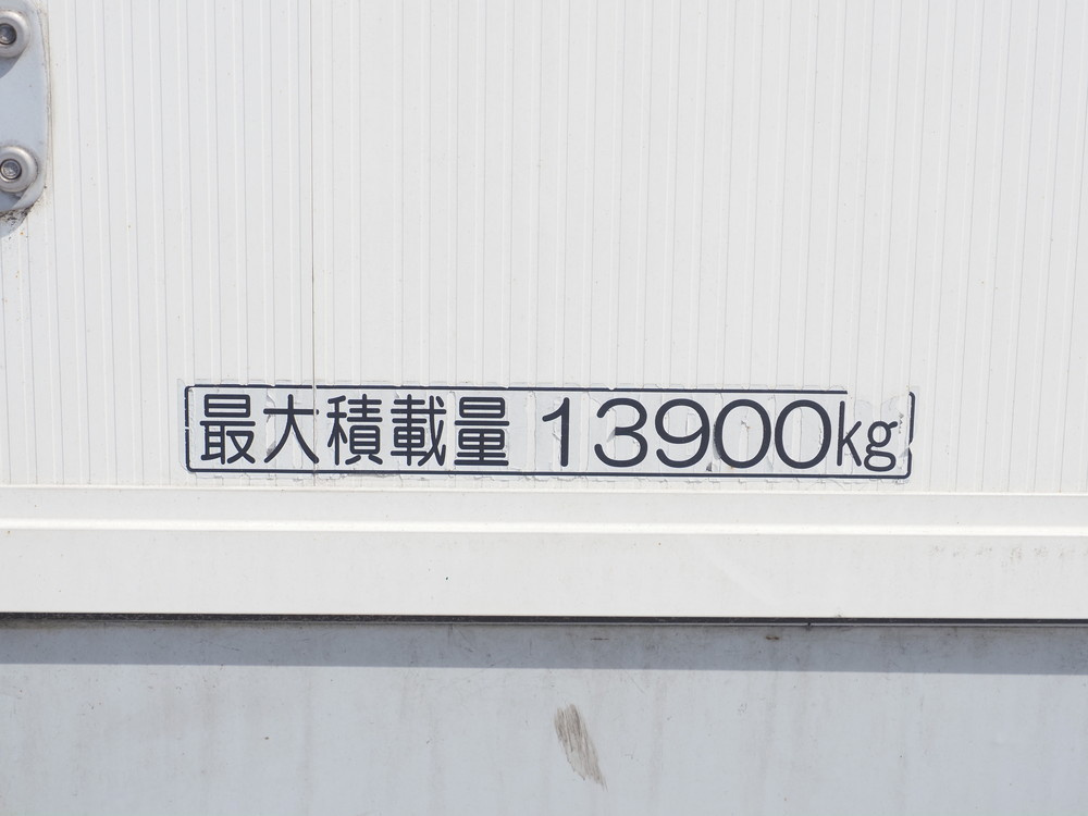 いすゞ ギガ ウイング車 大型 QKG-CYJ77B 年式 H29[写真24]