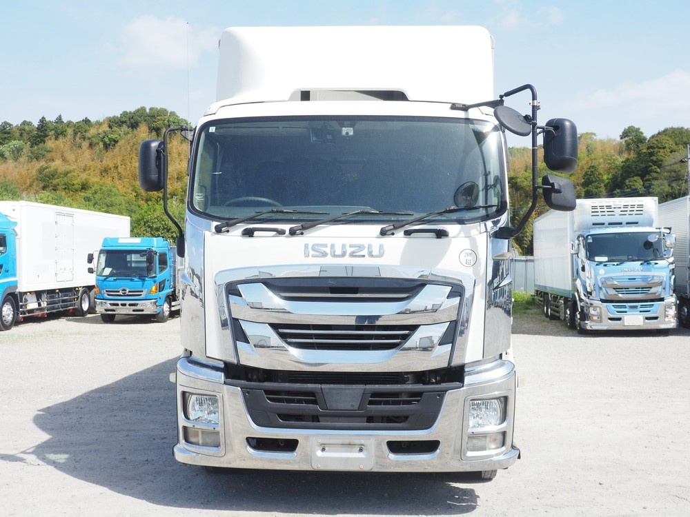 いすゞ ギガ ウイング車 大型 QKG-CYJ77B 年式 H29[写真02]