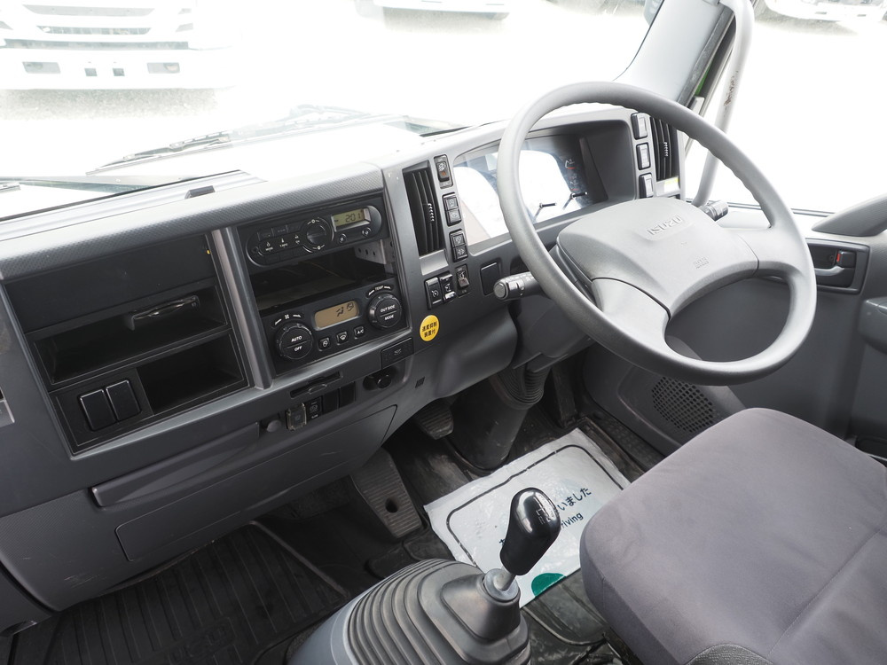 いすゞ フォワード ウイング車 中増t LPG-FTR90S2 年式 H27[写真25]