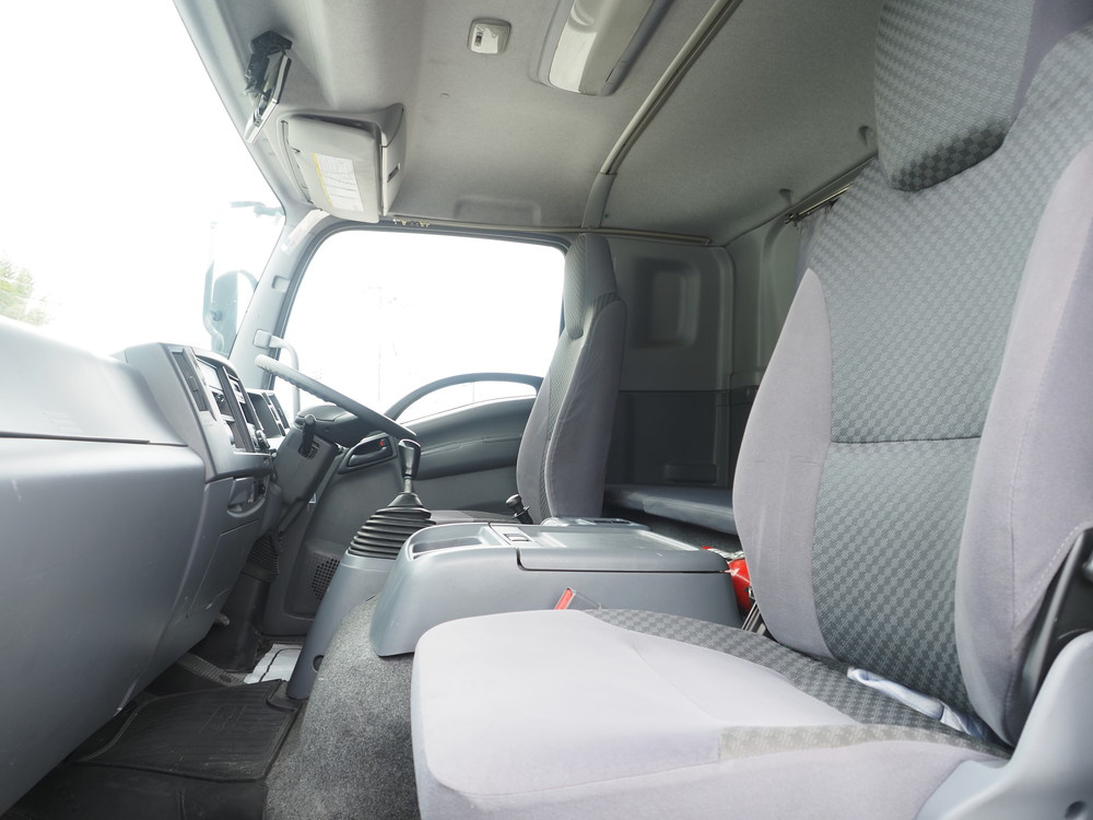 いすゞ フォワード ウイング車 中増t LPG-FTR90S2 年式 H27[写真30]