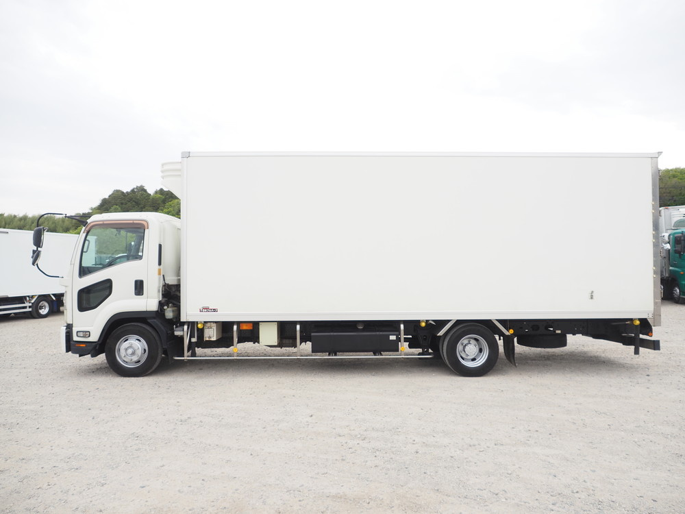 いすゞ フォワード 冷凍バン 中型 TKG-FRR90T2 年式 H26[写真08]