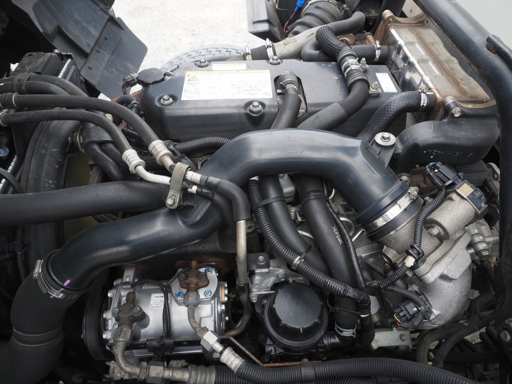 いすゞ フォワード 冷凍バン 中型 TKG-FRR90T2 年式 H26[写真34]