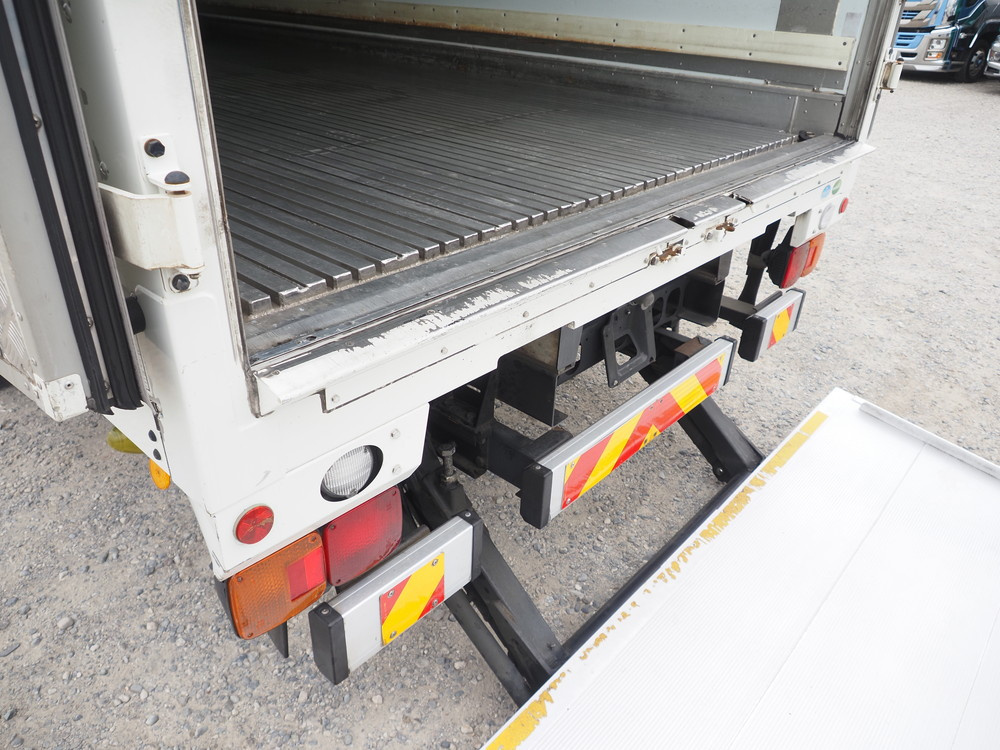 日野 レンジャープロ 冷凍バン 中型 TKG-FC7JKAA 年式 H28[写真14]