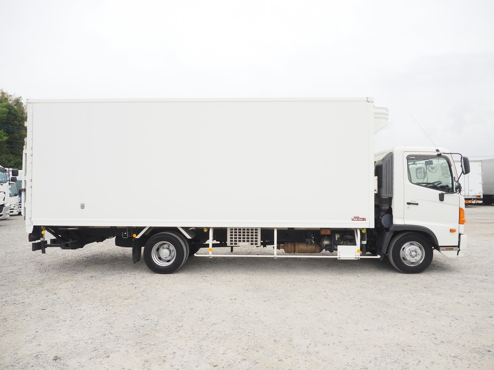 日野 レンジャープロ 冷凍バン 中型 TKG-FC7JKAA 年式 H28[写真08]