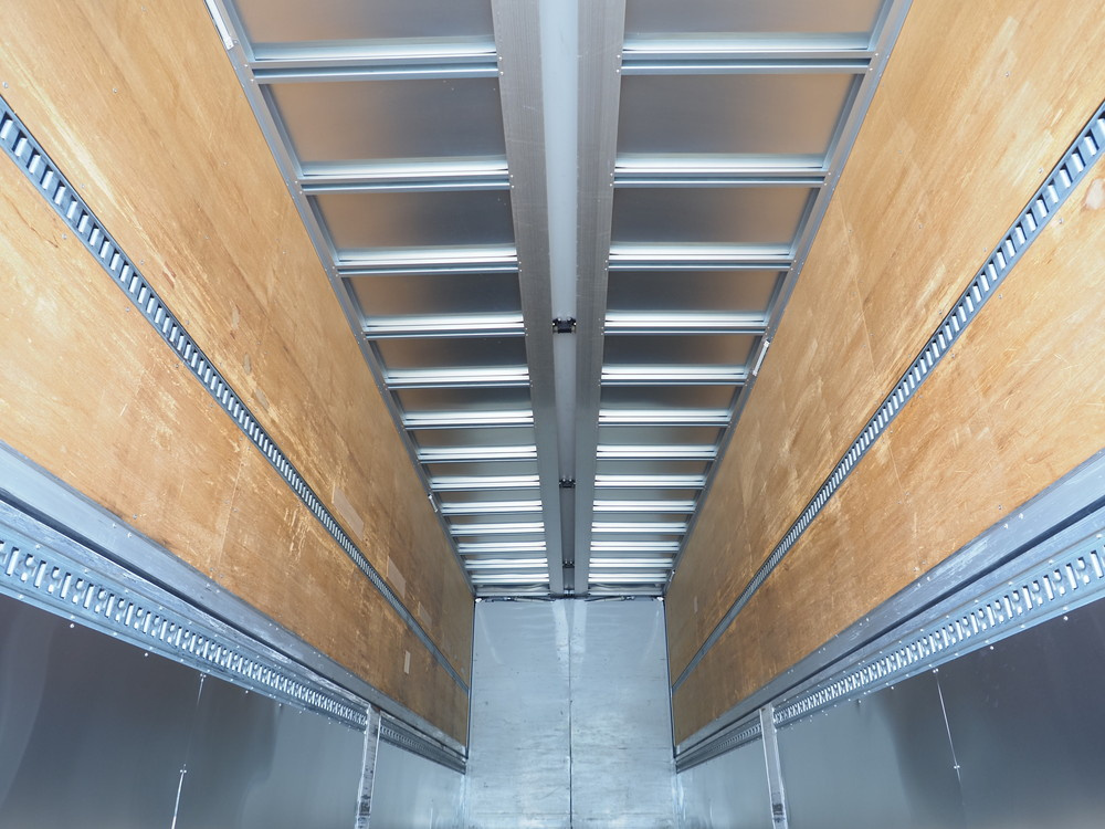 日野 プロフィア ウイング車 大型 2DG-FW1AHG 年式 R1[写真23]