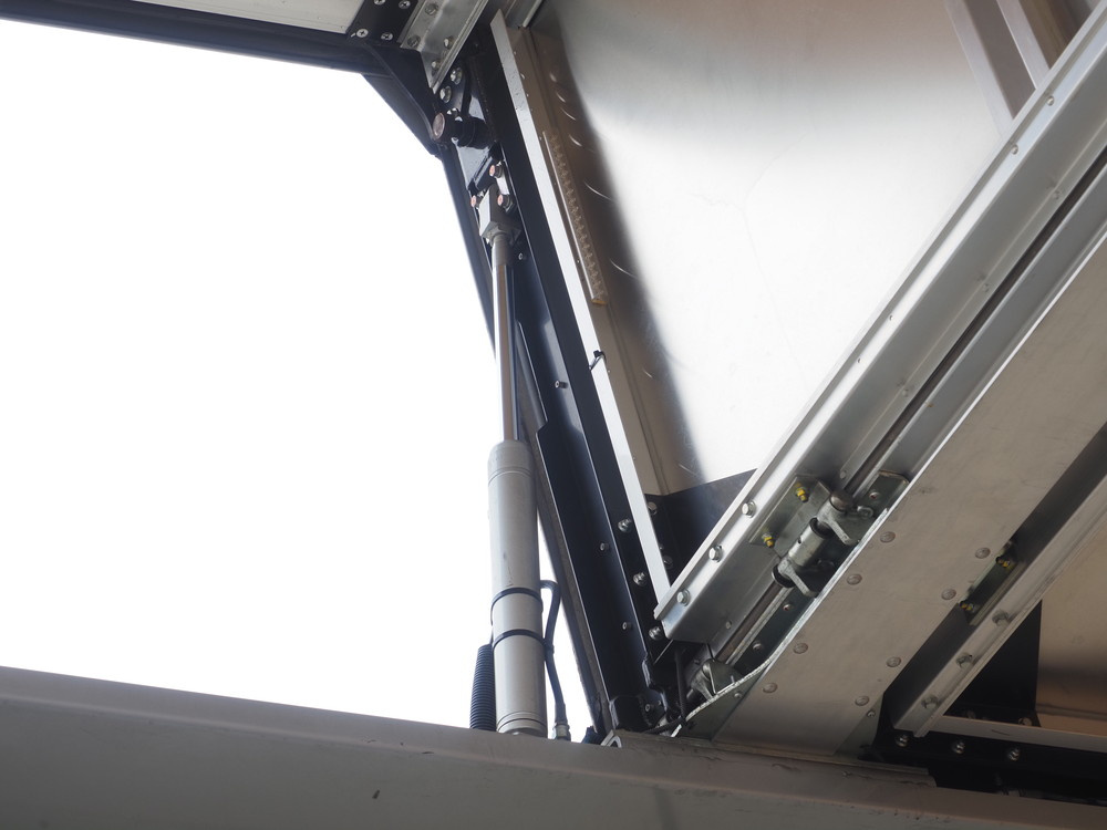 日野 プロフィア ウイング車 大型 QPG-FW1EXEG 年式 H27[写真09]