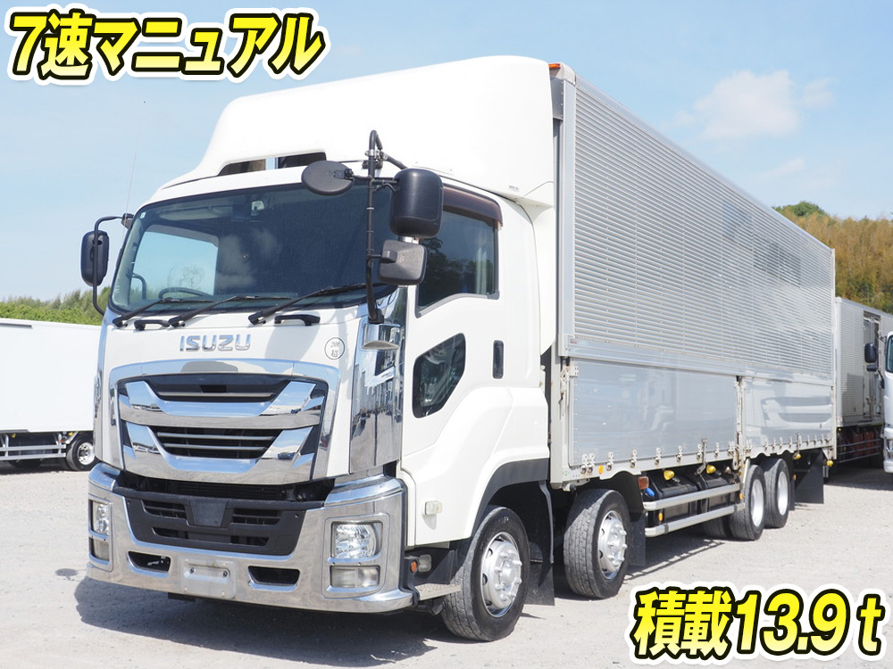 いすゞ ギガ ウイング車 大型 QKG-CYJ77B 年式 H29[写真01]