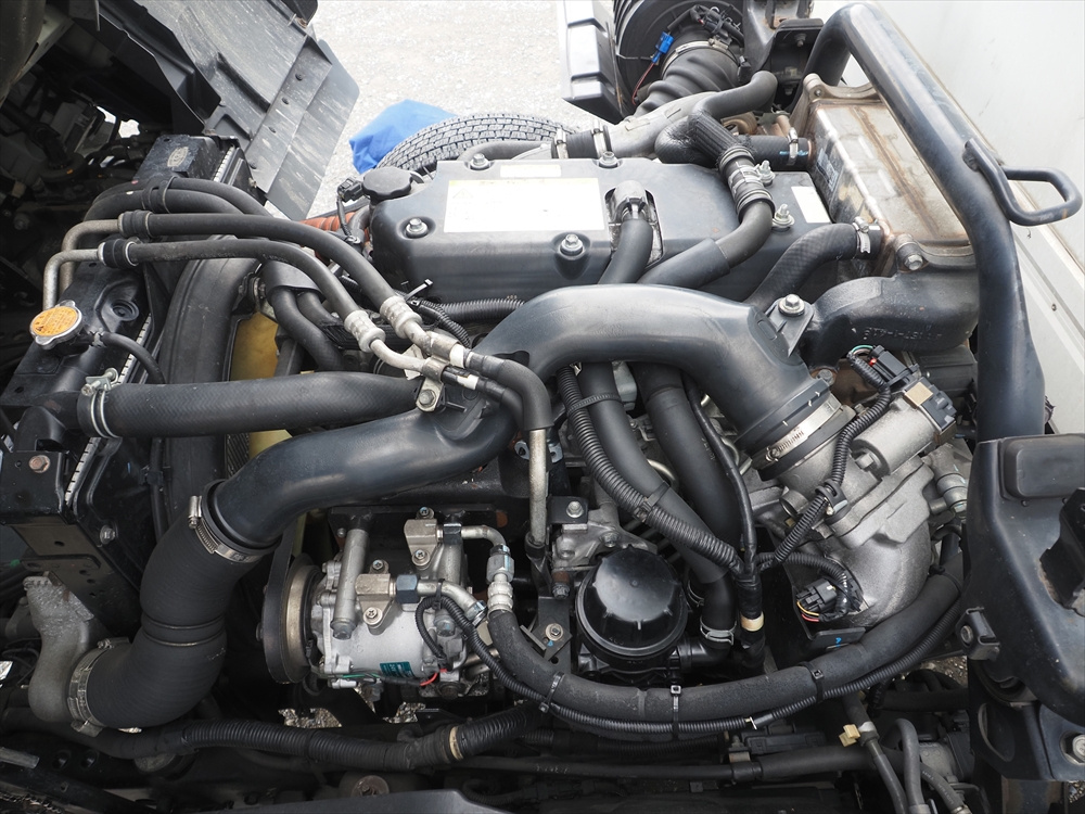 いすゞ フォワード 冷凍バン 中型 TKG-FRR90S2 年式 H26[写真28]