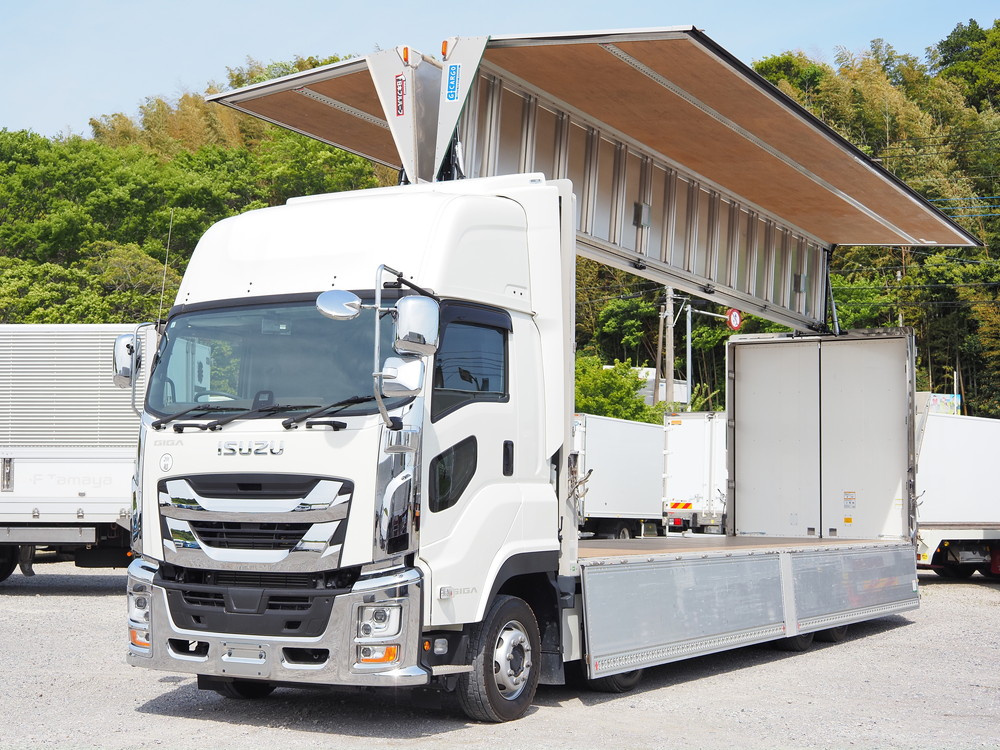 いすゞ ギガ ウイング車 大型 2PG-CYJ77D 年式 R7[写真02]
